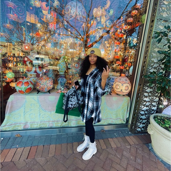 long patterned coat with hood - Picture 2 of 3